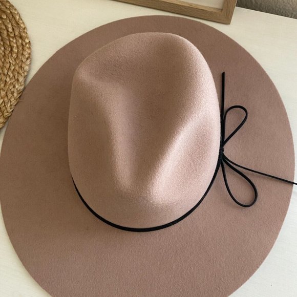 Brand New With Tags Aritzia Auxiliary Beige Wool Western Boho Hat - Picture 2 of 6